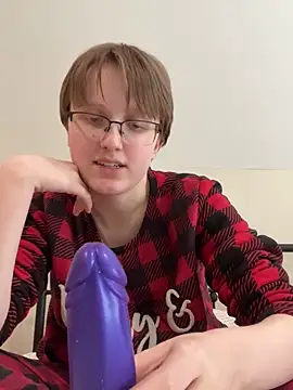 Lassie Cassie online show from February 8, 2026, 7:50 pm