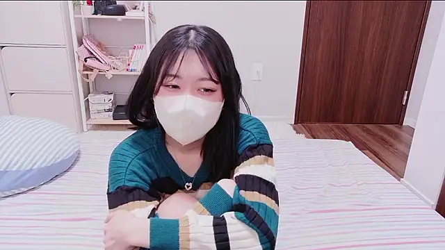 Ms-KARINA online show from February 22, 2026, 6:35 am