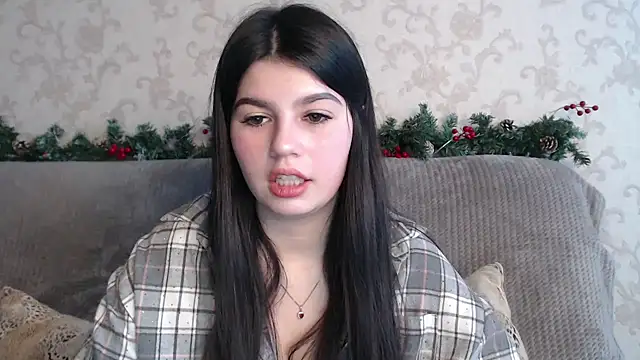 KisaModel online show from February 9, 2026, 8:07 am