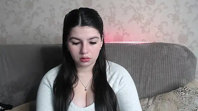 KisaModel online show from April 4, 2026, 1:26 am