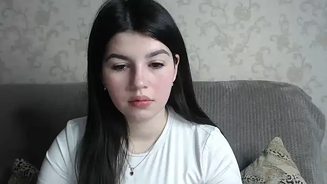 KisaModel online show from April 8, 2026, 1:16 am