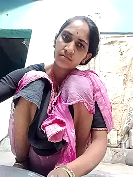 Snapshot of Chayna_singh chatting on June 10, 2026, 12:44 am Chayna singh online show from June 10, 2026, 12:44 am