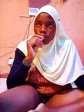 SEXY-NAIMA online show from February 6, 2026, 11:35 am