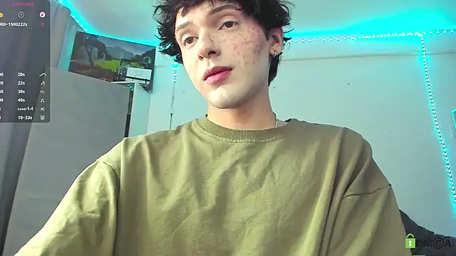 colestorm  online show from April 17, 2026, 6:33 pm