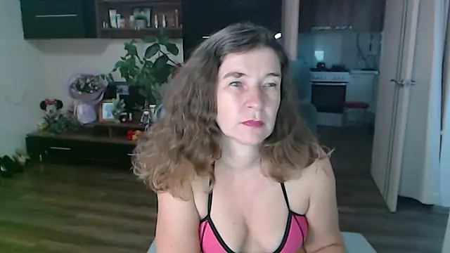 SofiaBoone online show from January 8, 2026, 7:32 am