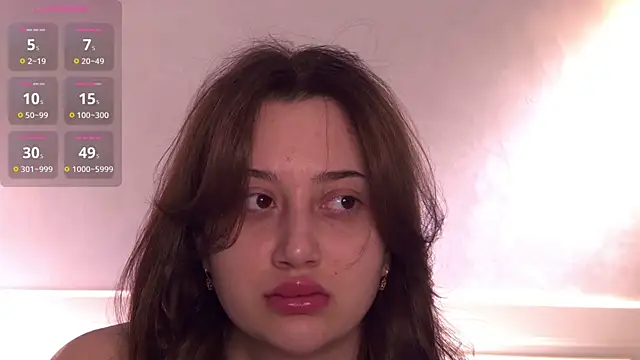 LucieBliss online show from April 3, 2026, 8:40 pm