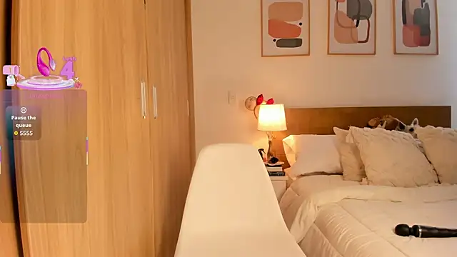 Mia walker x online show from January 16, 2026, 6:34 pm