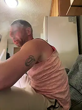 ToneTone2222 online show from April 25, 2026, 6:49 am