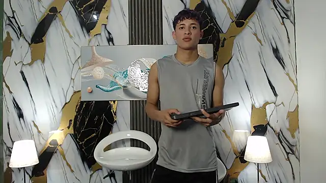 Snapshot of YOUNG_GUYS1 chatting on February 14, 2026, 1:35 am YOUNG GUYS1 online show from February 14, 2026, 1:35 am