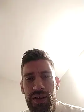 Snapshot of Nocturnesilence chatting on January 17, 2026, 5:34 am Nocturnesilence online show from January 17, 2026, 5:34 am