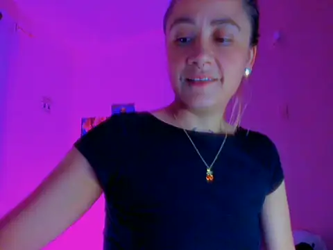 Gabrielabunny1 online show from June 10, 2026, 2:12 am