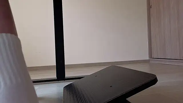 Feetbeth online show from March 26, 2026, 7:52 pm