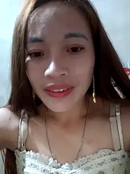 little-effy online show from February 16, 2026, 2:24 pm