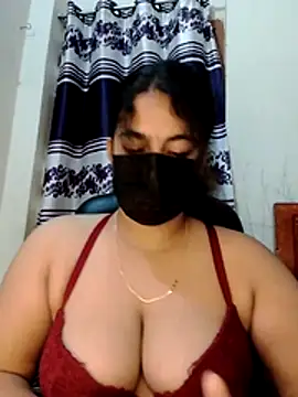 Snapshot of nosrat014 chatting on July 15, 2026, 2:33 pm nosrat014 online show from July 15, 2026, 2:33 pm