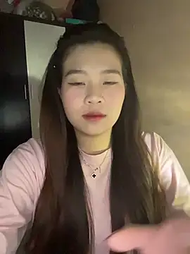 Bae1103  online show from December 19, 2025, 5:20 pm