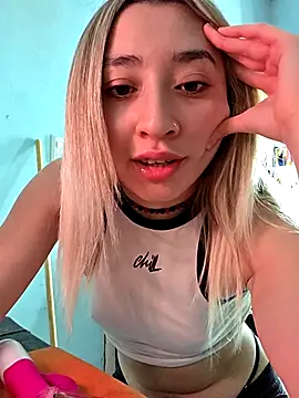 Snapshot of soylulita07 chatting on February 1, 2026, 5:50 am soylulita07 online show from February 1, 2026, 5:50 am