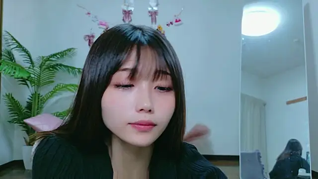 ayu-jpnk online show from March 16, 2026, 3:27 pm