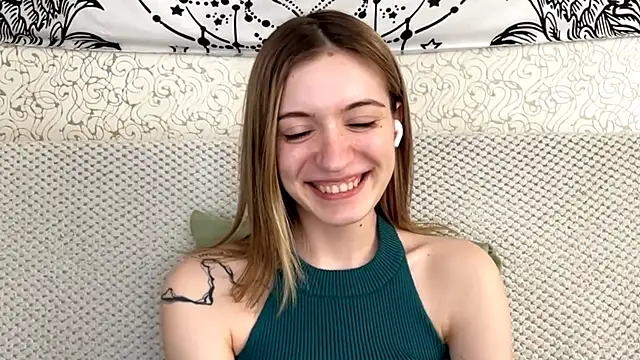 Shining Robi online show from April 2, 2026, 1:09 pm