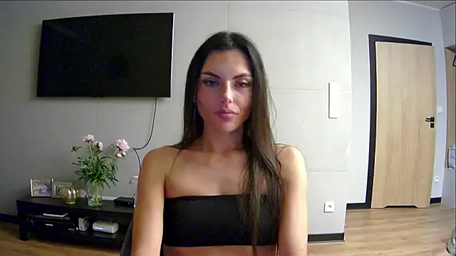 Addisonadore online show from June 24, 2026, 8:41 pm