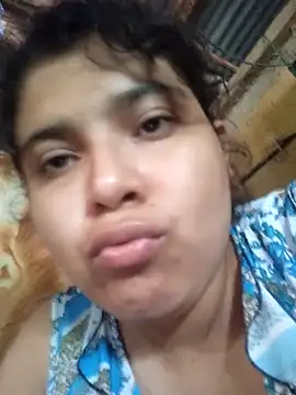 Rousse uwu online show from February 21, 2026, 7:37 pm