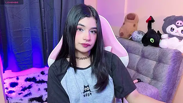 bonnieTaylor1 online show from April 11, 2026, 4:06 am