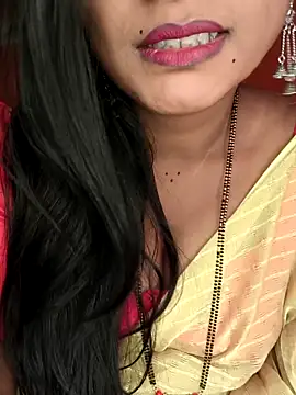 Snapshot of Rachu_love chatting on February 10, 2026, 11:03 am Rachu love online show from February 10, 2026, 11:03 am