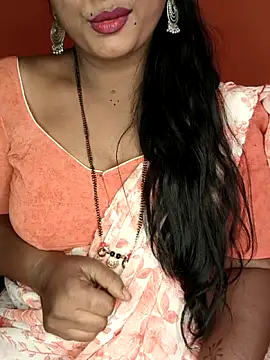 Snapshot of Rachu_love chatting on February 14, 2026, 6:21 am Rachu love online show from February 14, 2026, 6:21 am