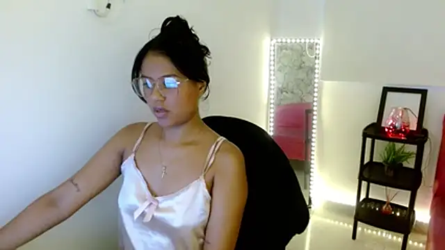 Snapshot of Shawnycarson chatting on January 7, 2026, 3:25 pm Shawnycarson online show from January 7, 2026, 3:25 pm