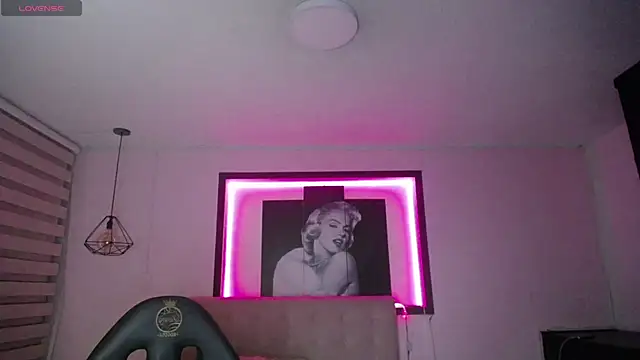 Snapshot of Kendall_fox_x chatting on January 9, 2026, 3:20 am Kendall fox x online show from January 9, 2026, 3:20 am