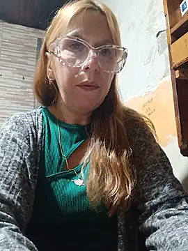 Snapshot of cari75 chatting on June 28, 2026, 9:10 pm cari75 online show from June 28, 2026, 9:10 pm