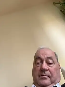 csikar online show from April 3, 2026, 10:02 am