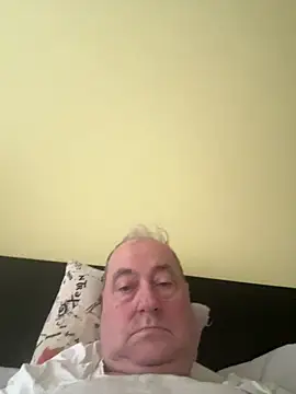 csikar online show from April 17, 2026, 4:59 am