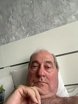 Snapshot of csikar chatting on June 11, 2026, 5:11 pm csikar online show from June 11, 2026, 5:11 pm