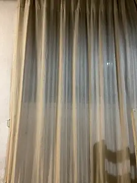 Soy maiaa4 online show from January 19, 2026, 3:54 am