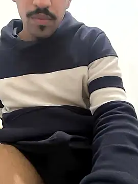 twinkarabboy online show from January 8, 2026, 9:39 pm