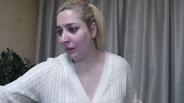 sweetpussy13 online show from February 17, 2026, 6:32 am