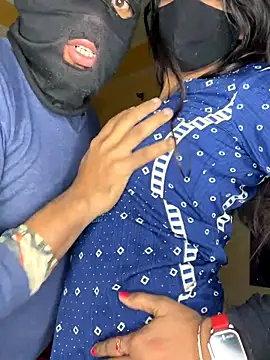 HOT-CUPAL22 online show from December 23, 2025, 6:44 am