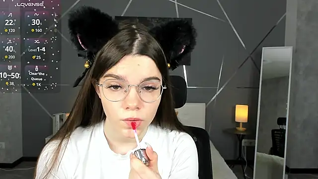 miss  evelyne online show from January 6, 2026, 1:20 am