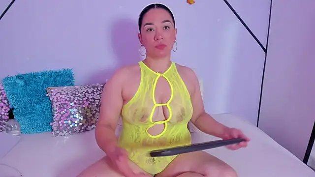 GabyShine online show from January 17, 2026, 4:06 am