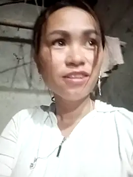 ngaytho004 online show from March 2, 2026, 10:49 pm