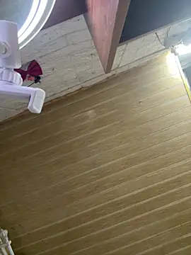 leo-kitty online show from March 26, 2026, 3:28 pm