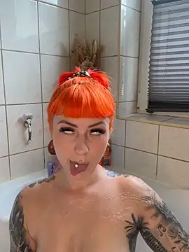 ScarletVixenLive online show from May 21, 2026, 2:46 pm