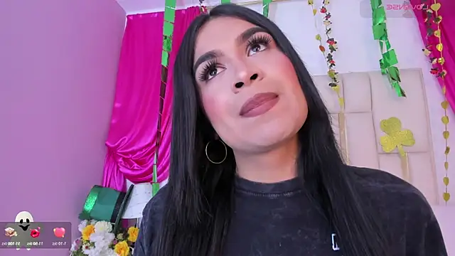 Silvanna-Casstro online show from March 18, 2026, 11:35 am