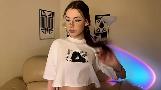 DreamyPalace online show from December 22, 2025, 2:03 pm