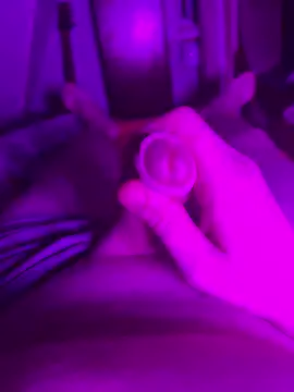 Snapshot of rrtbur chatting on April 5, 2026, 6:27 pm rrtbur online show from April 5, 2026, 6:27 pm