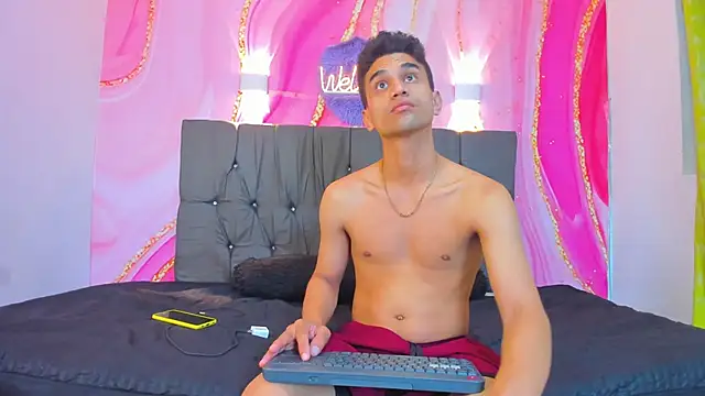 Hot Boys 69 online show from December 15, 2025, 10:41 am