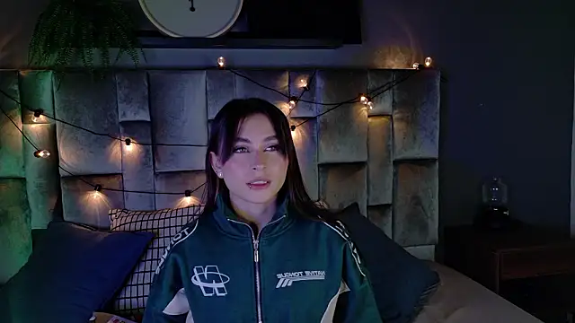 Snapshot of Miia_Anderson chatting on February 20, 2026, 11:32 am Miia Anderson online show from February 20, 2026, 11:32 am