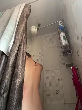 miia rose  online show from April 1, 2026, 3:42 pm