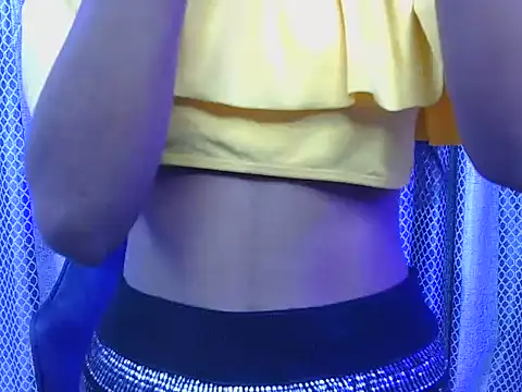 Snapshot of hey-pinky chatting on January 10, 2026, 4:36 am hey-pinky online show from January 10, 2026, 4:36 am