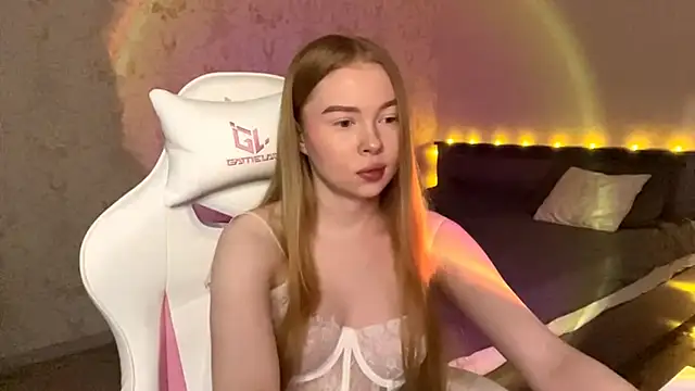 LumiSun online show from February 6, 2026, 7:17 pm